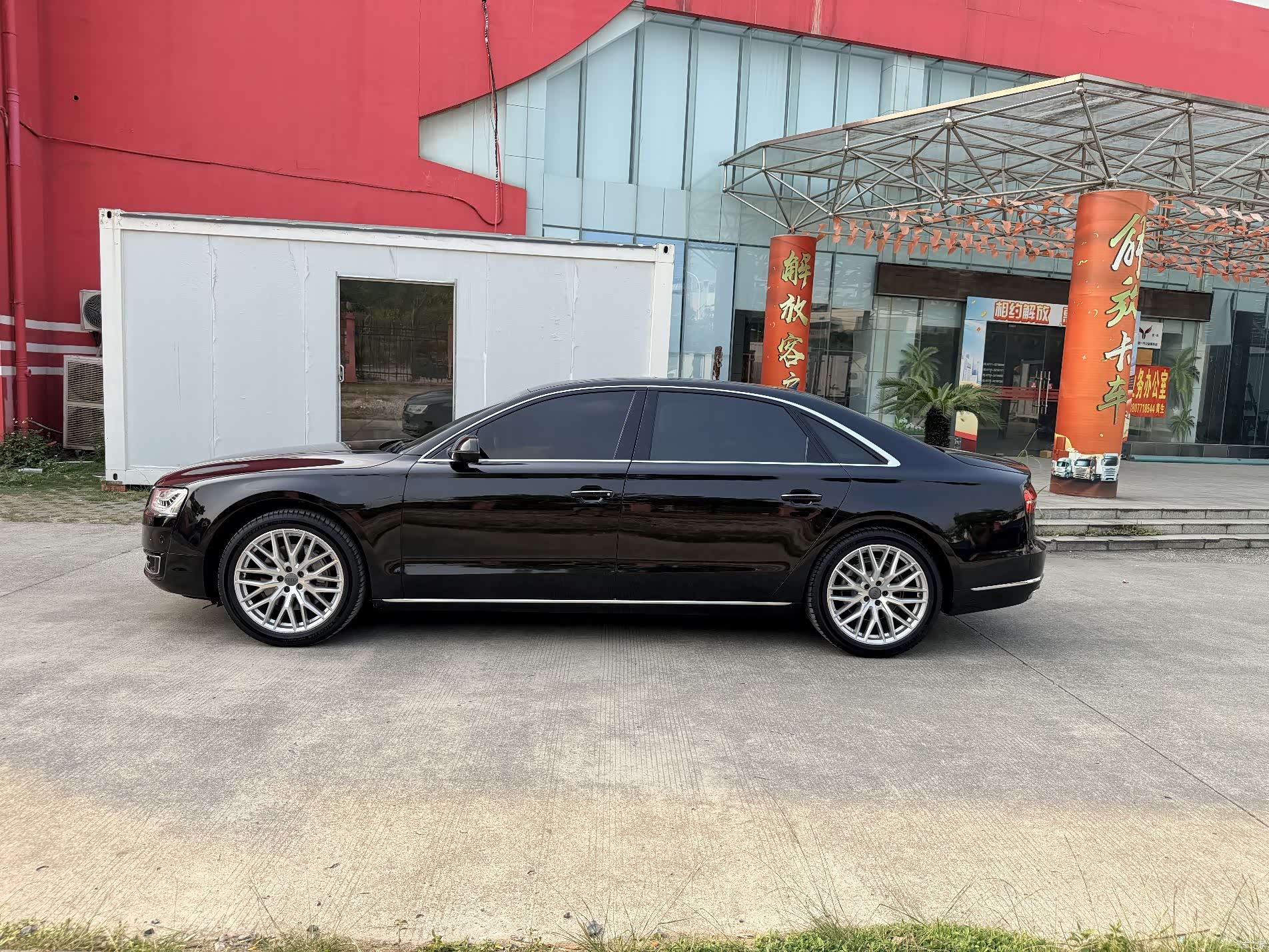 Audi A8L, 2016 4
