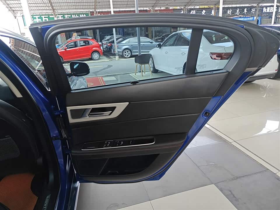 Jaguar XEL