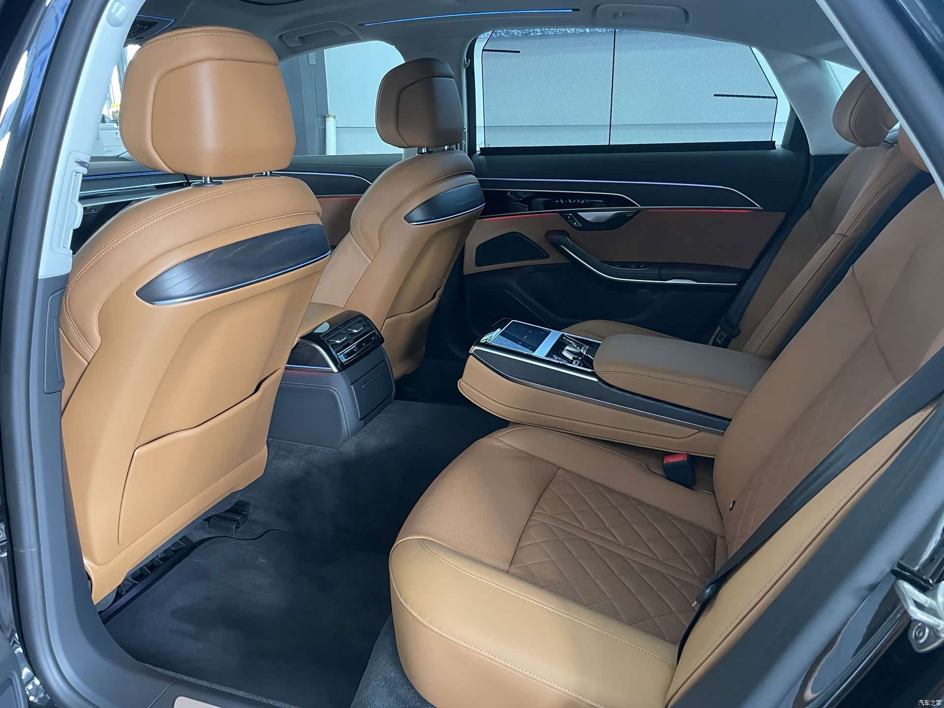 Audi A8L, 2025 10
