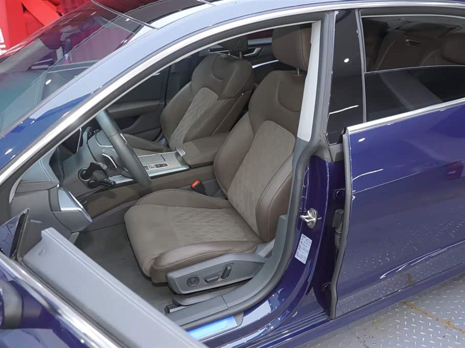 Audi A7L Audi A7L