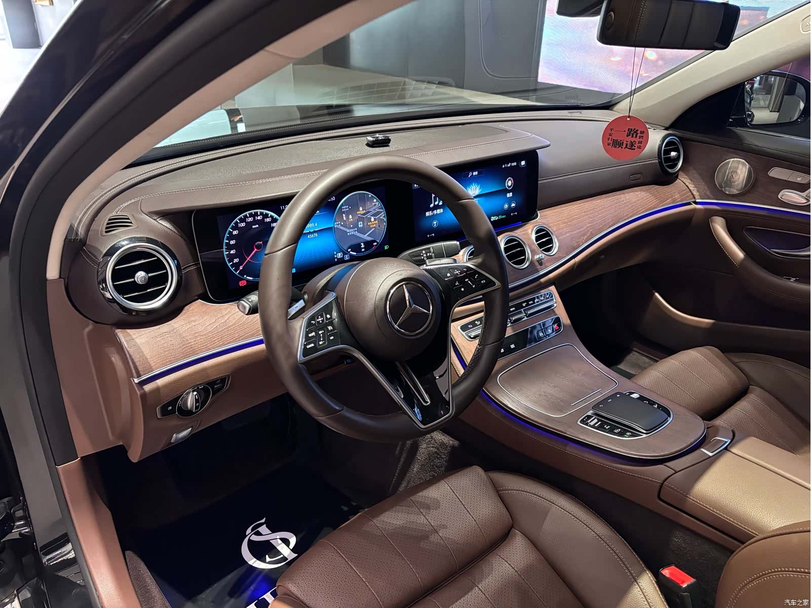 Mercedes-Benz E-Class, 2022 7