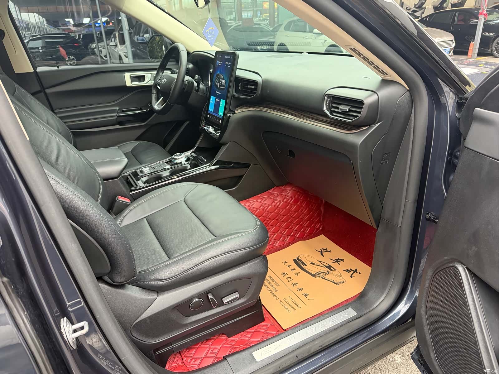 Ford Explorer, 2021 все фото