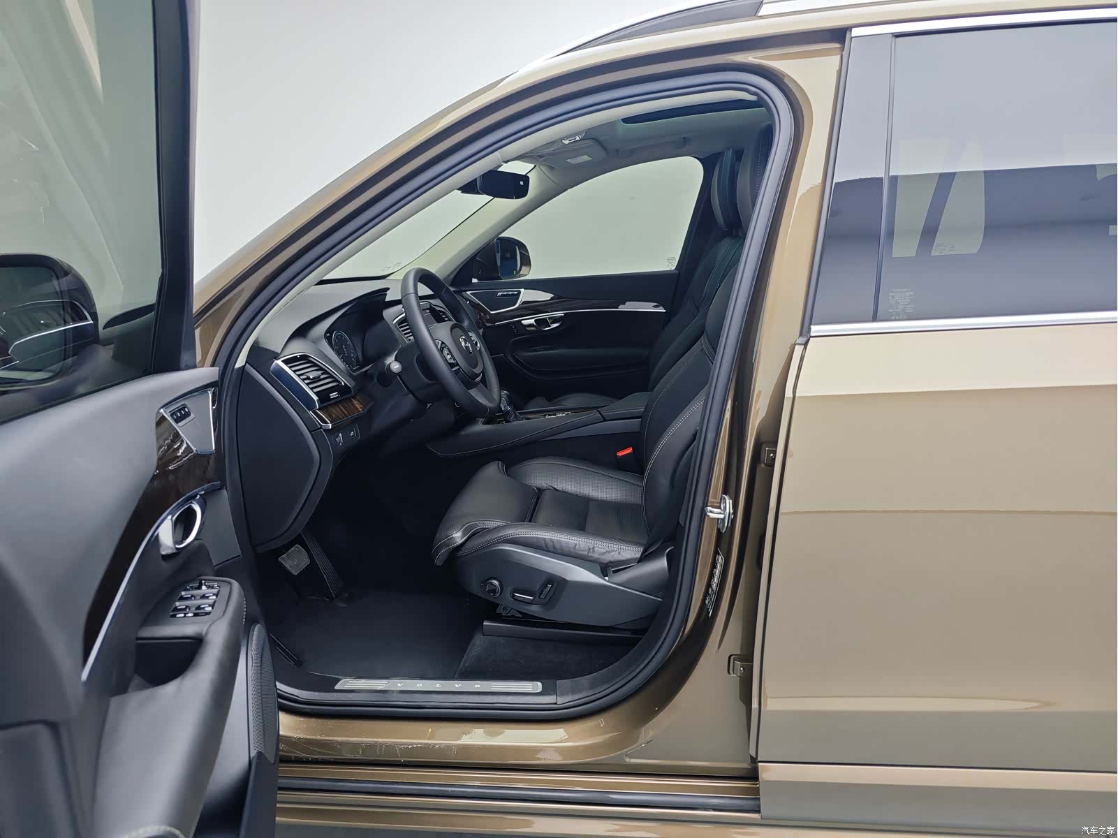 Volvo XC90, 2016 11