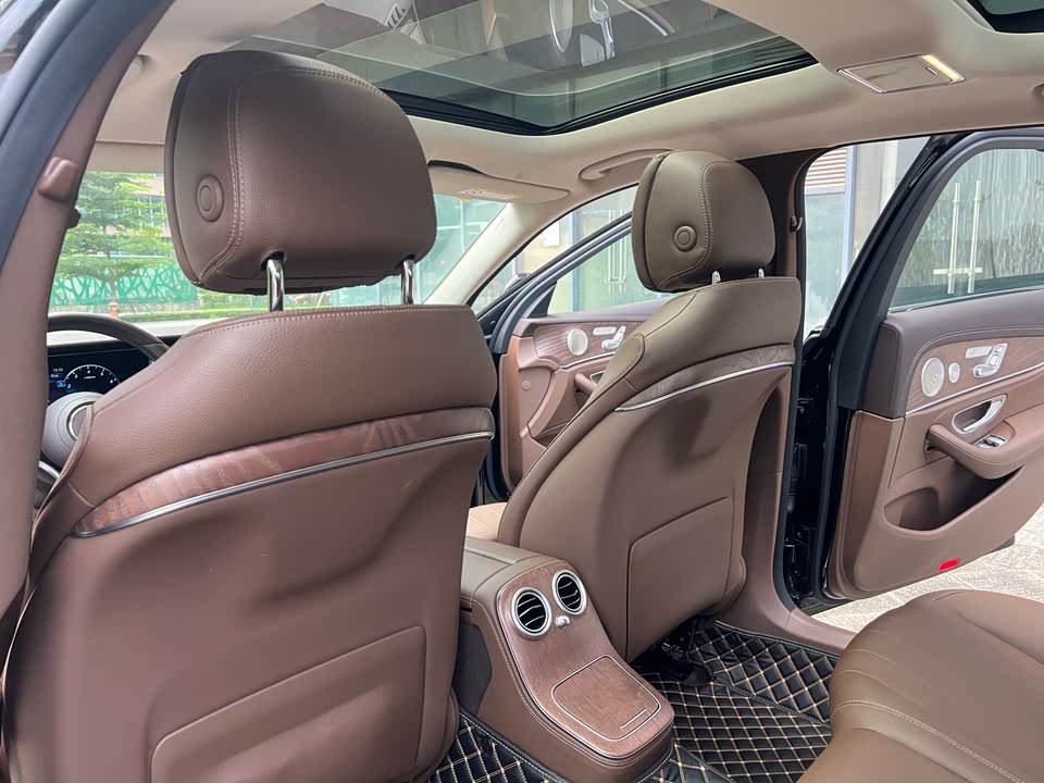 Mercedes-Benz E-class Mercedes-Benz E-class