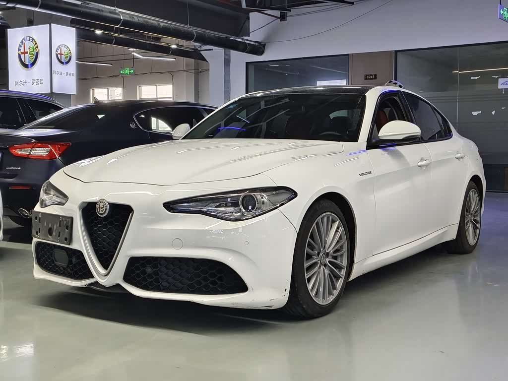 Alfa Romeo Giulia