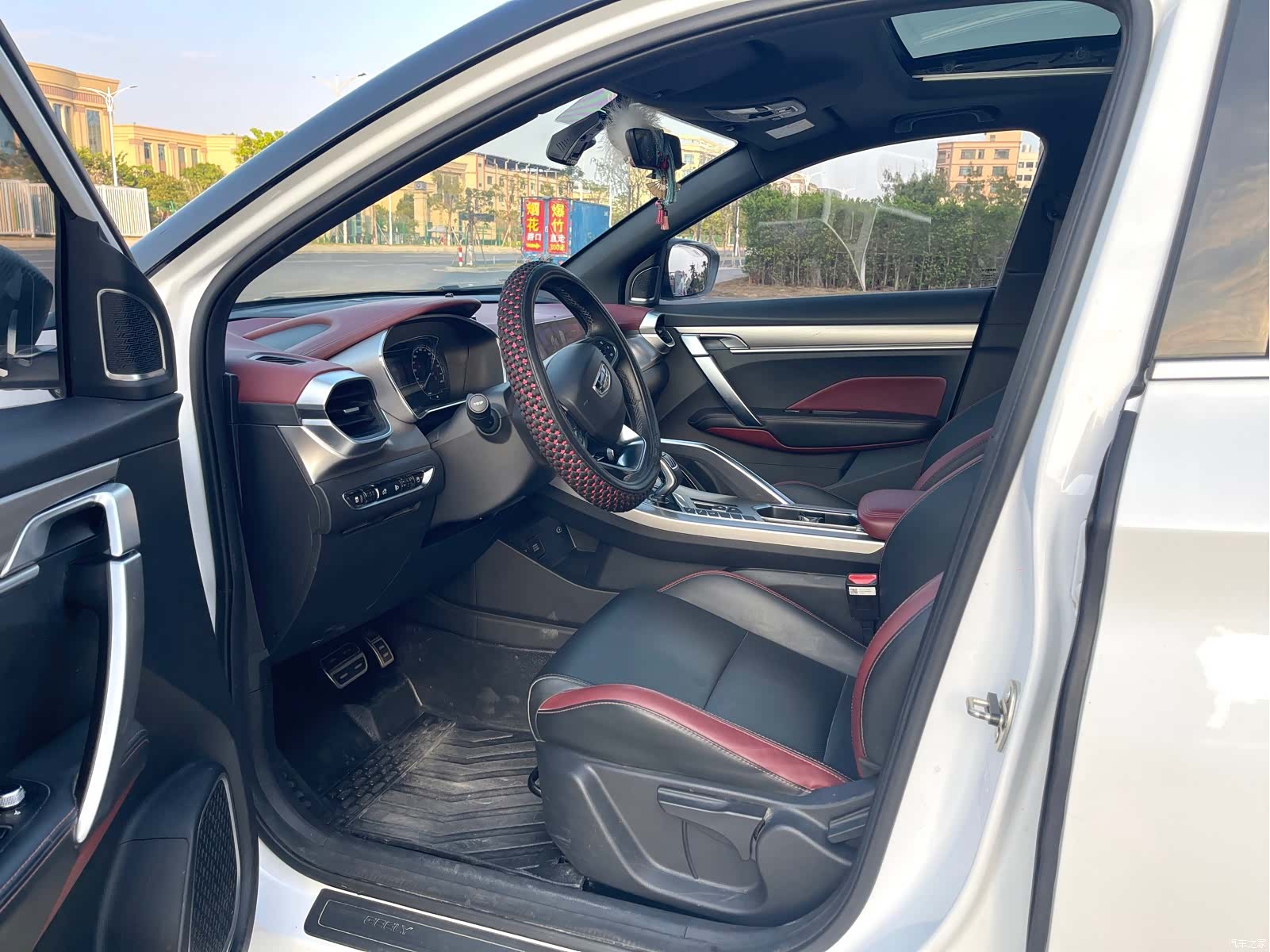 Geely Coolray, 2020 4