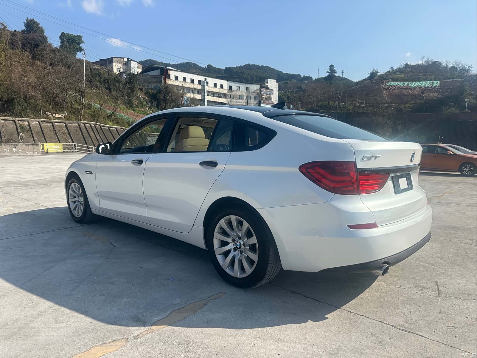 BMW 5 Series, 2011 все фото