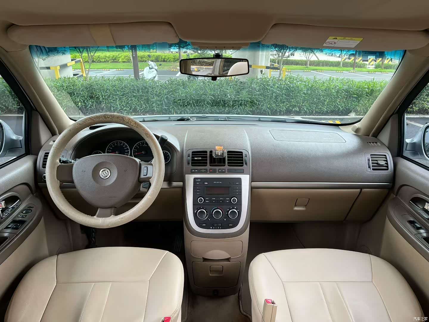 Buick GL8, 2015 8
