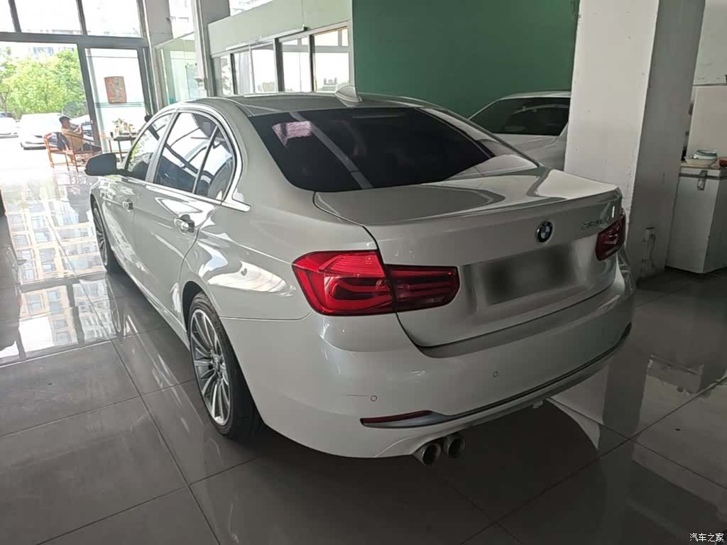 BMW 3 Series, 2018 все фото