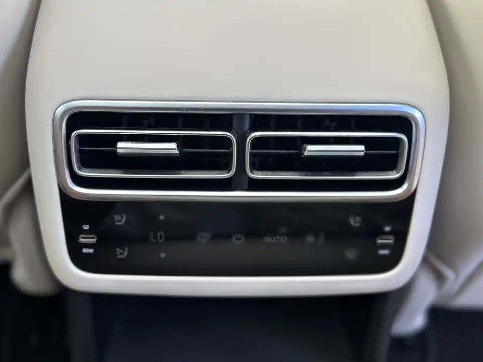 Li Auto Ideal L6