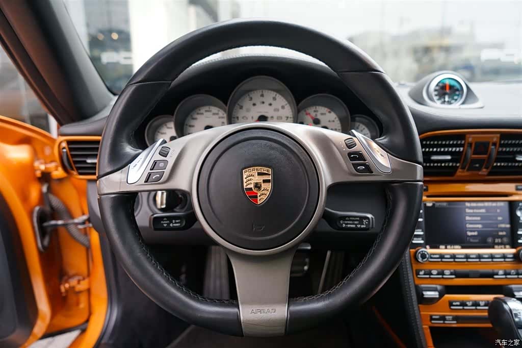 Porsche 911, 2010 13