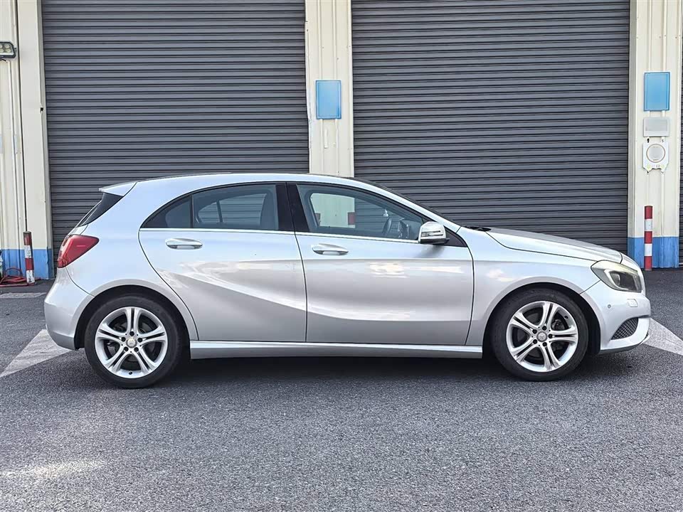 Mercedes-Benz Class A Mercedes-Benz Class A