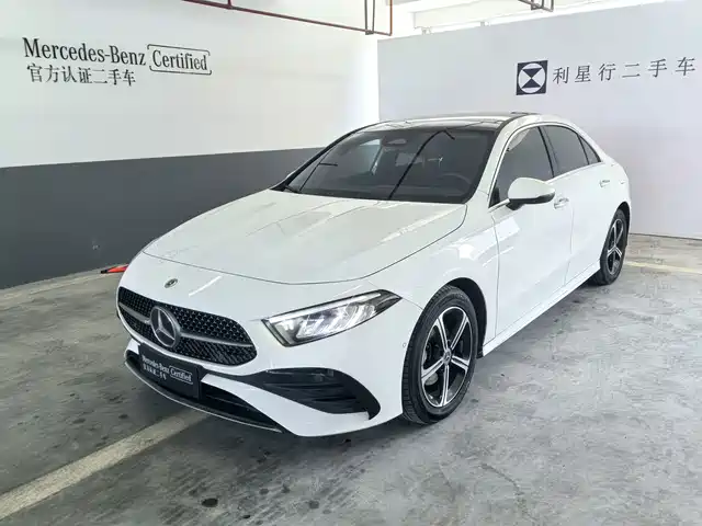 Mercedes-Benz A-Class 2023 — купить из Китая под заказ