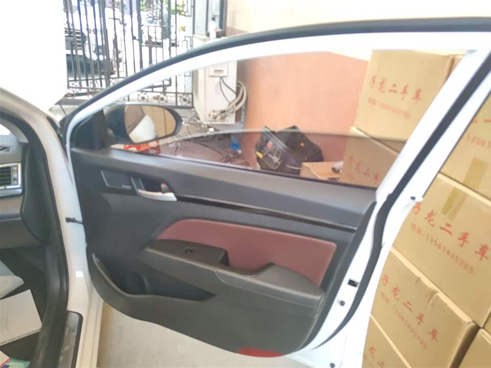 Hyundai Lead