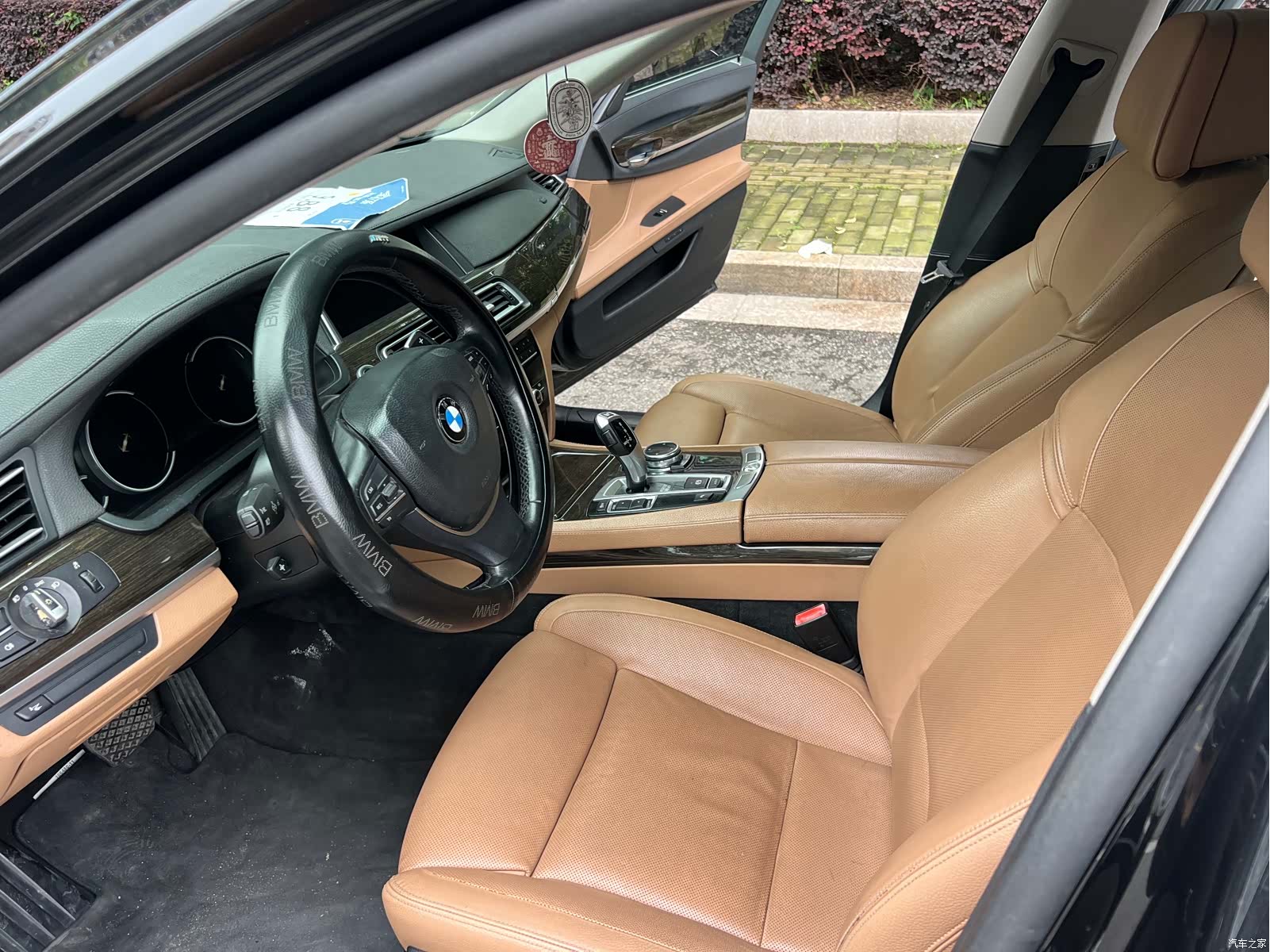 BMW 7 Series, 2013 25