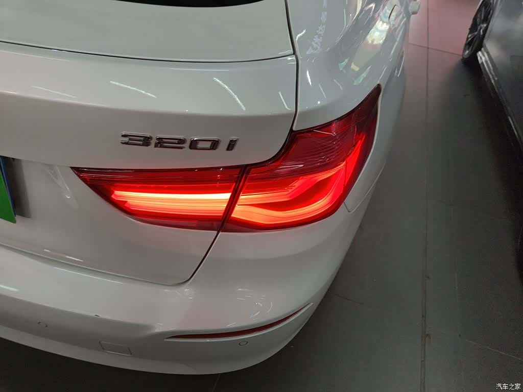 BMW 3 Series, 2019 24