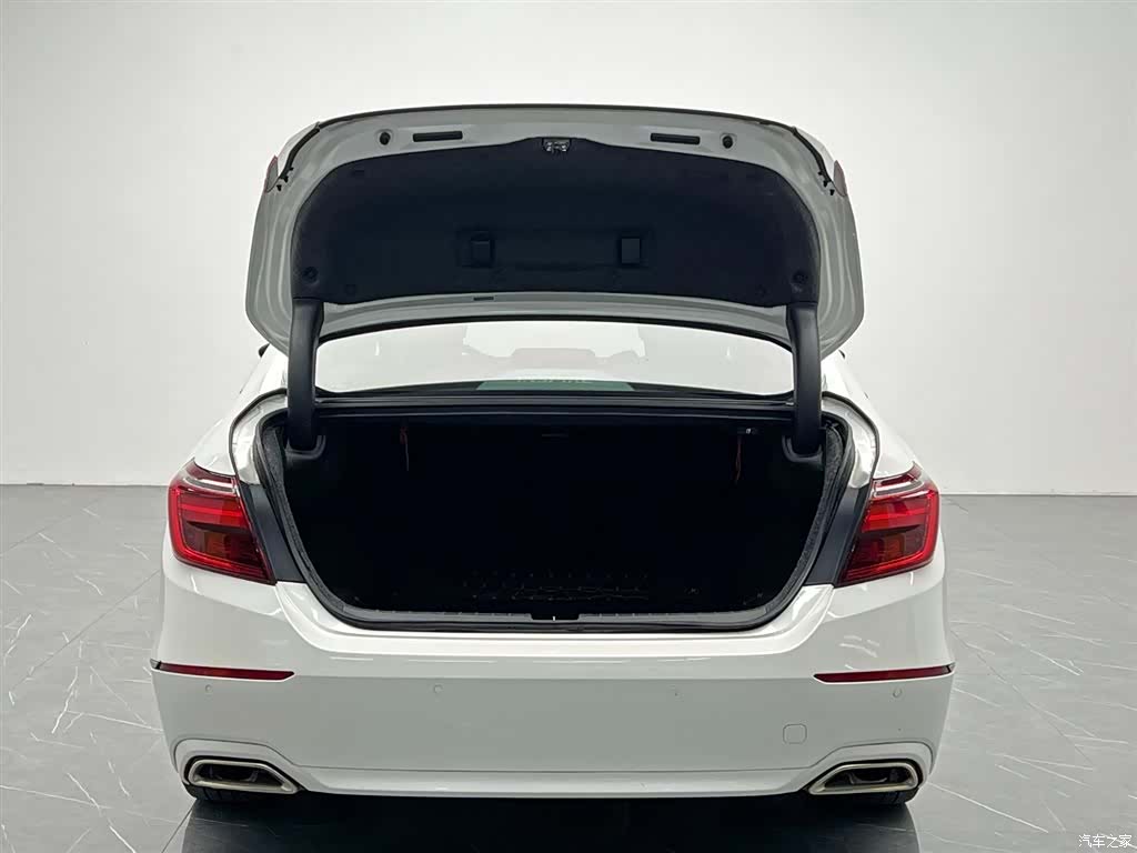 Honda Inspire, 2019 10