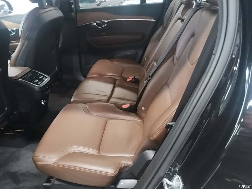 Volvo XC90, 2018 17
