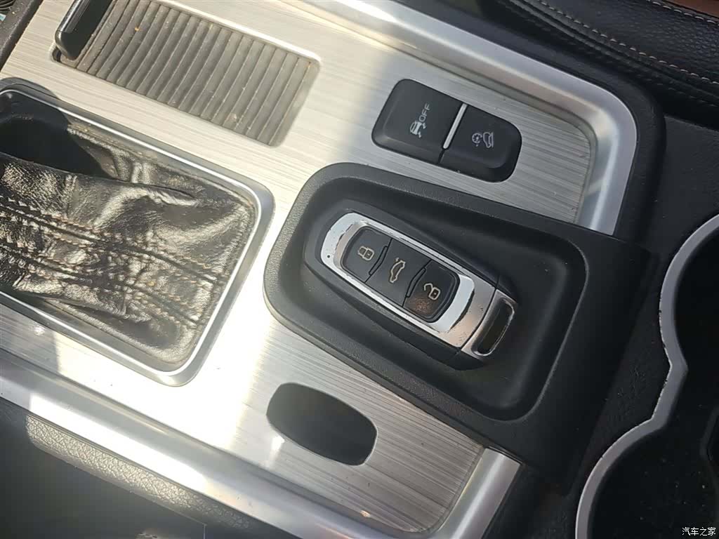 Geely X6, 2017 9