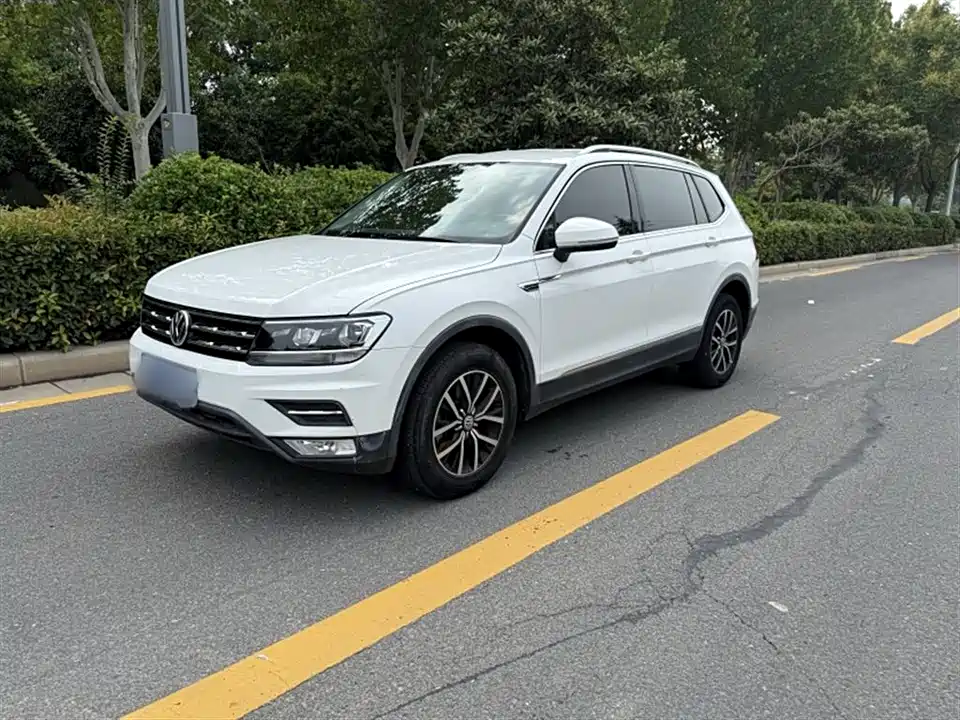 Volkswagen Tiguan L