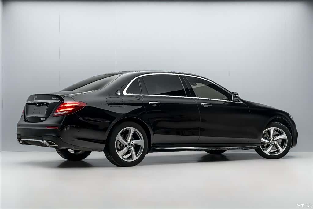 Mercedes-Benz E-Class, 2020 все фото