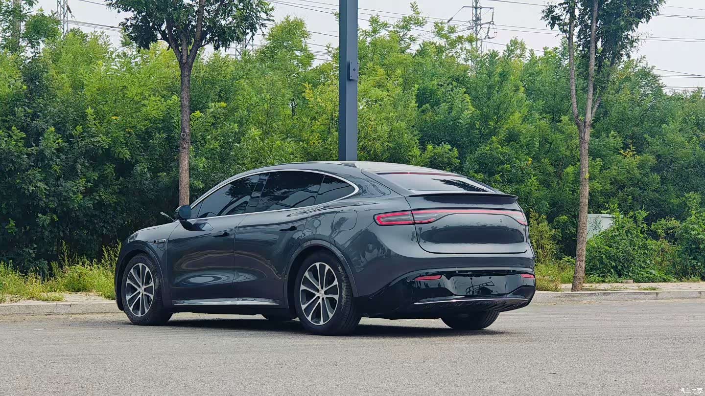 Luxeed R7, 2024 4