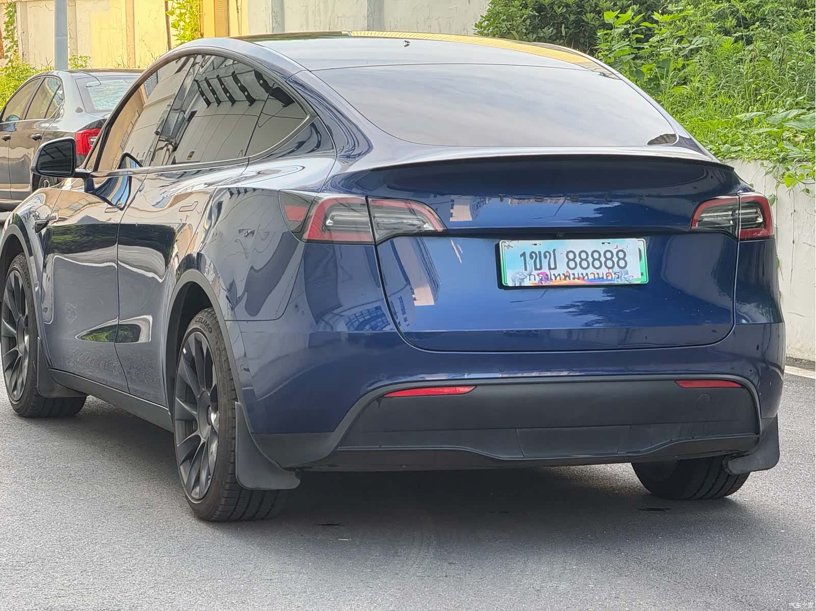 Tesla Model Y, 2021 12