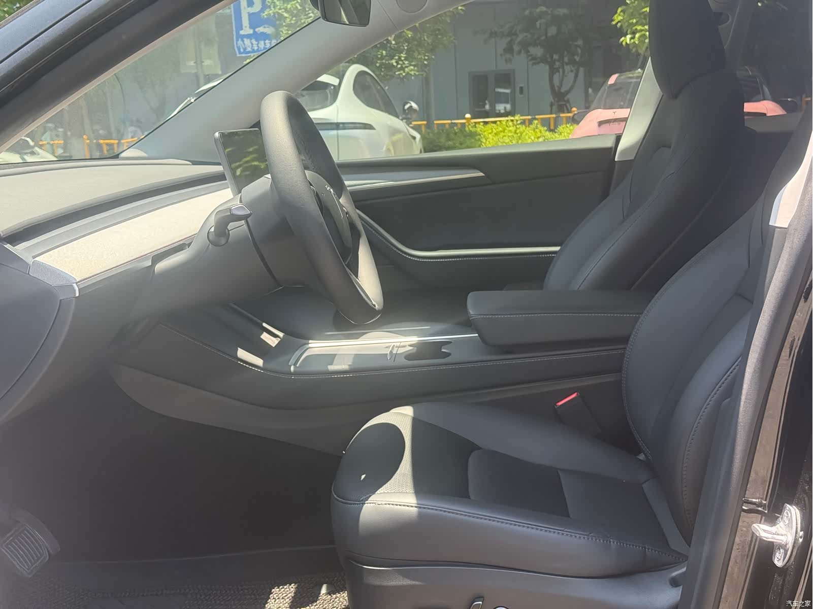 Tesla Model Y, 2023 8