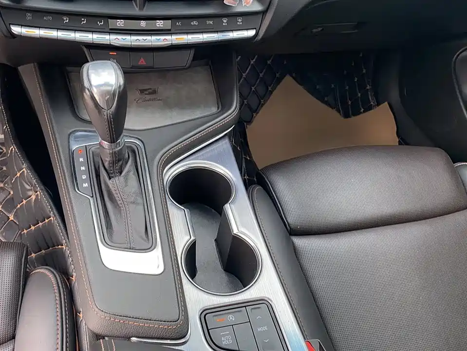 Cadillac CT4