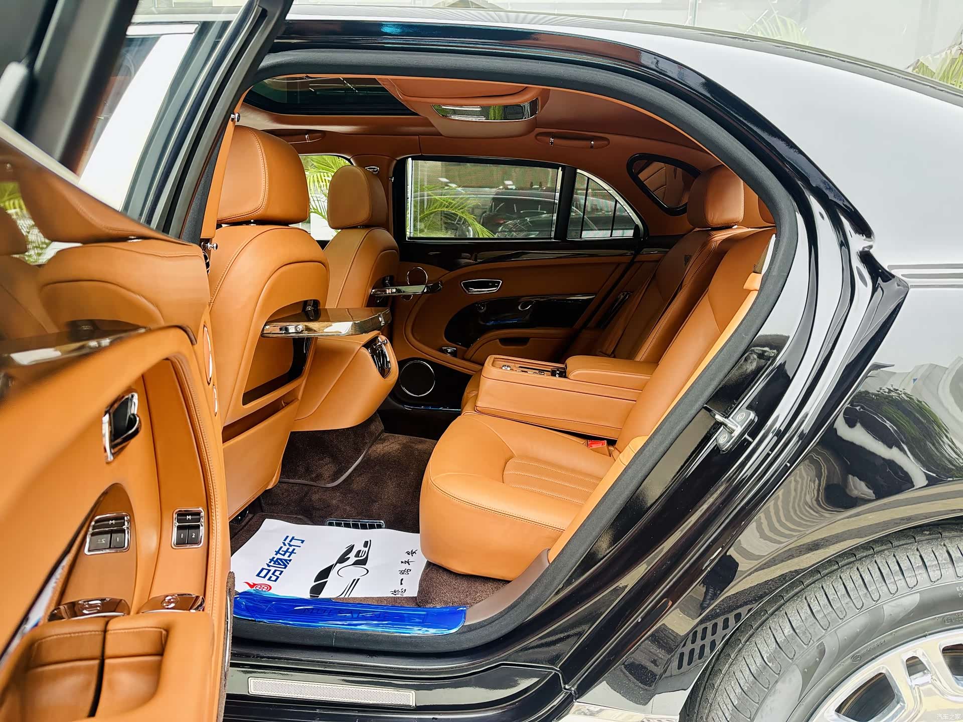 Bentley Mulsanne, 2013 все фото