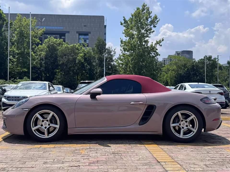 Porsche 718