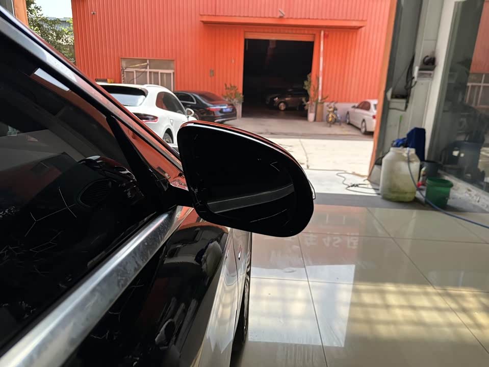 Mercedes-Benz S-class Mercedes-Benz S-class