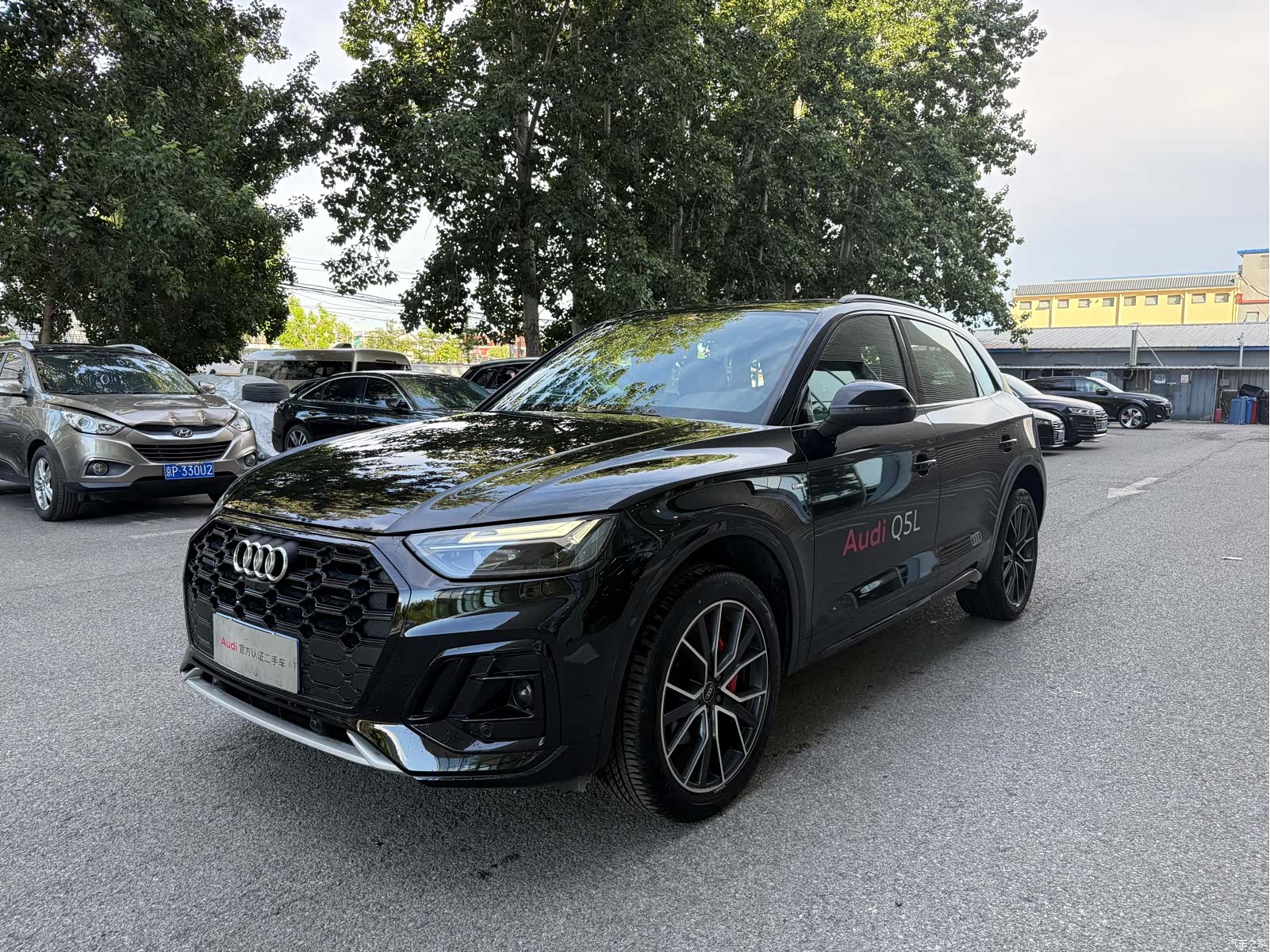 Audi Q5L, 2025 1