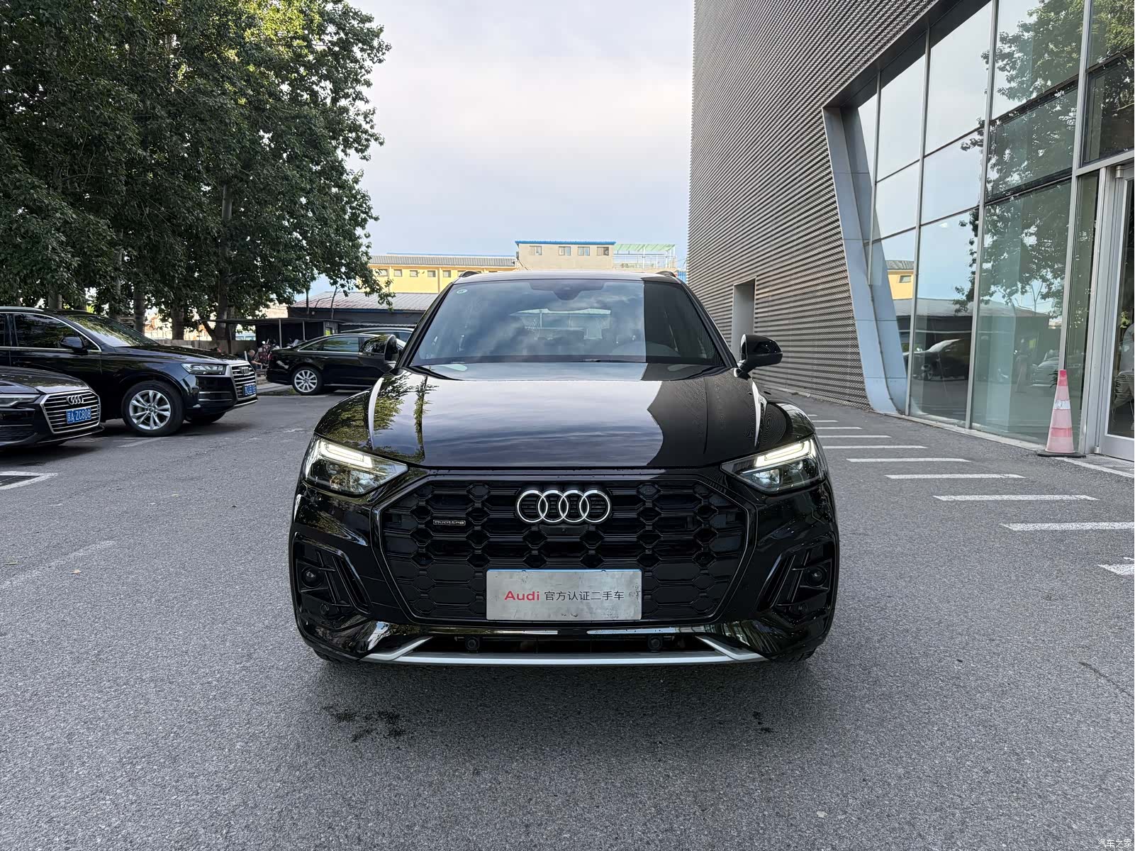 Audi Q5L, 2025 2