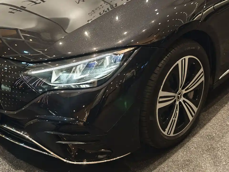 Mercedes-Benz EQE