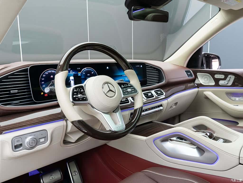 Maybach GLS, 2023 9