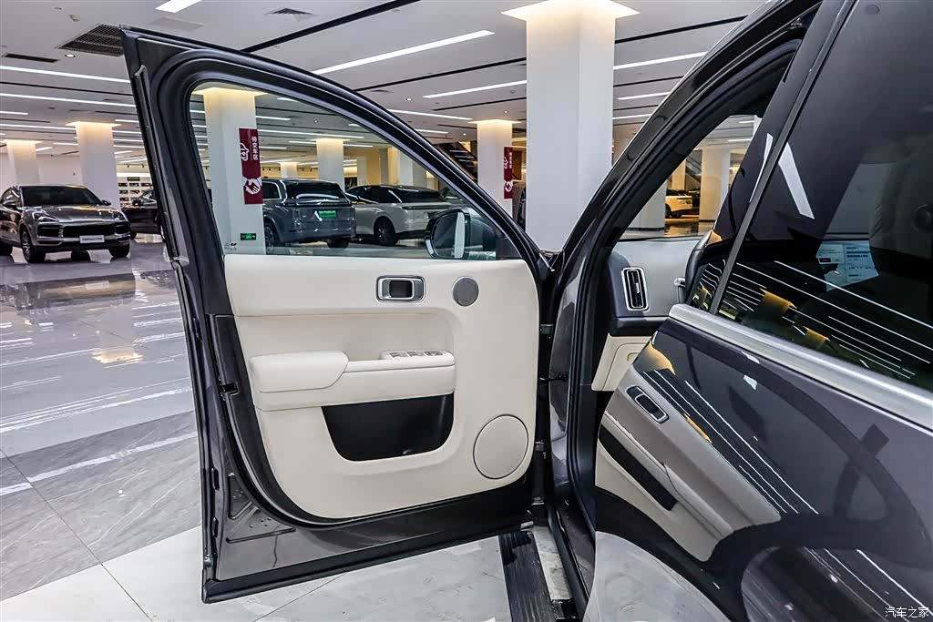 Li Auto L9, 2024 14