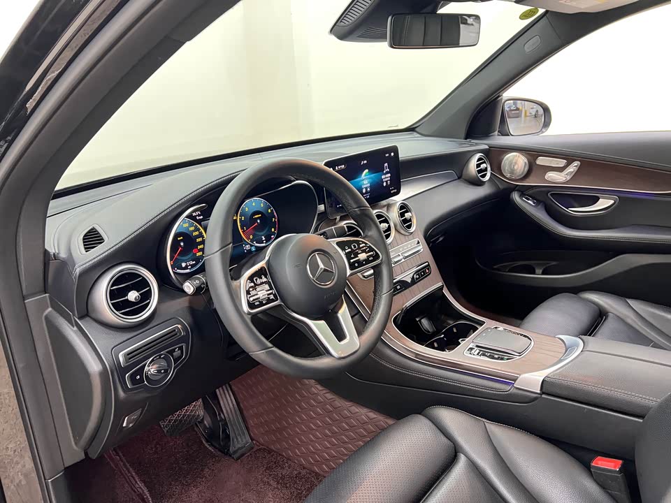 Mercedes-Benz GLC Mercedes-Benz GLC