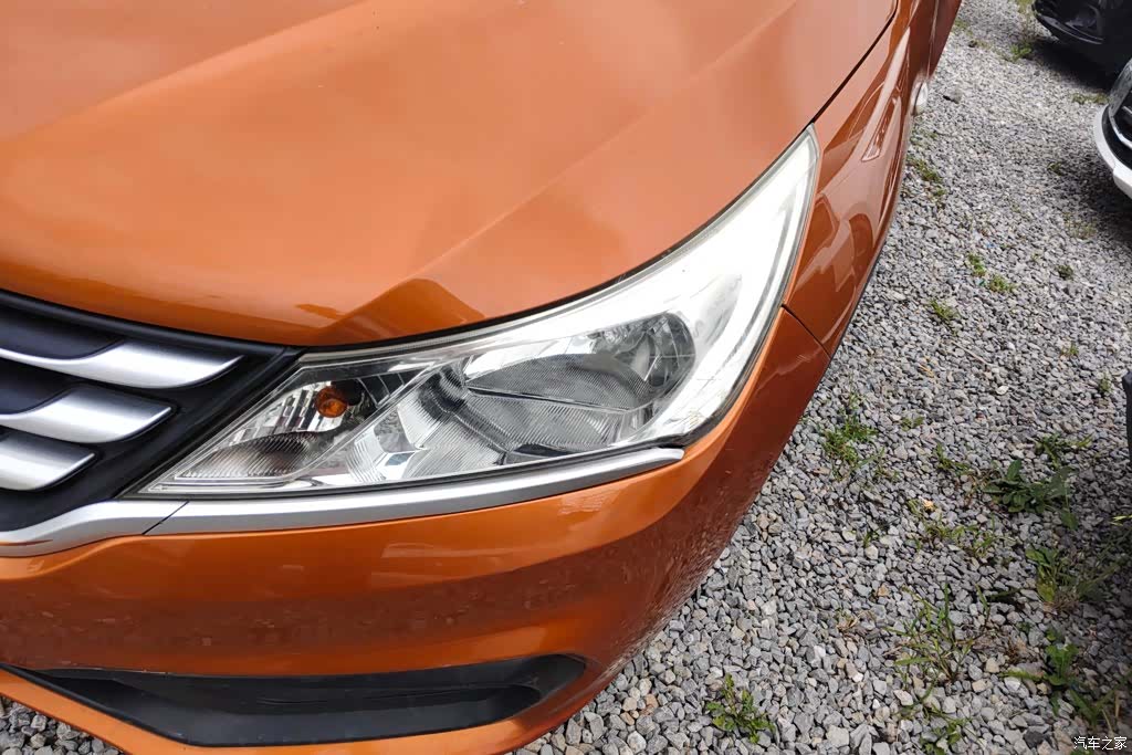 Wuling 310, 2017 все фото