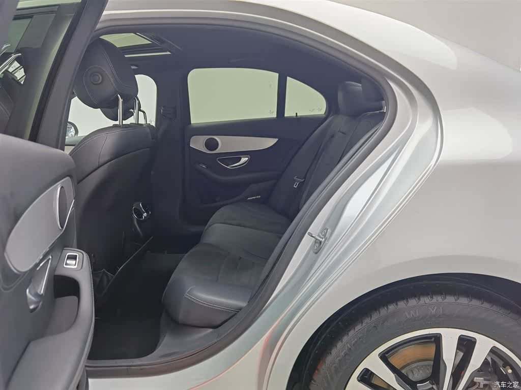 Mercedes-Benz C-Class, 2018 15