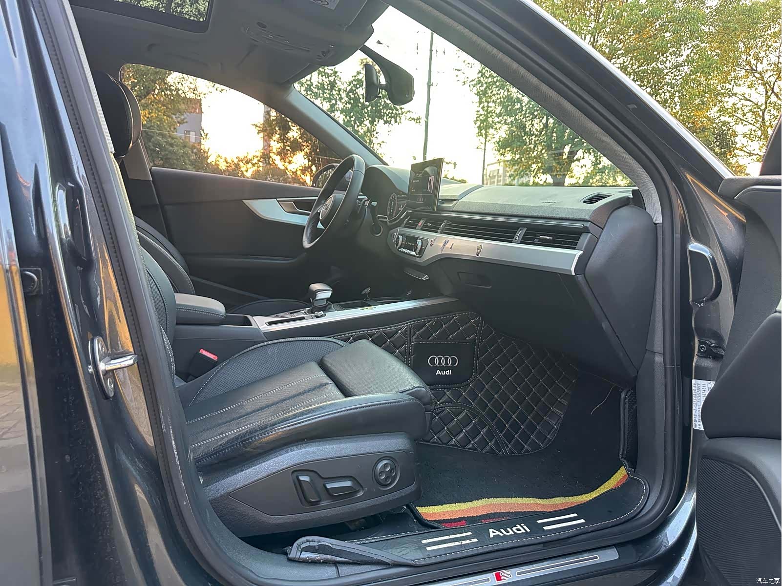 Audi A4L, 2020 32