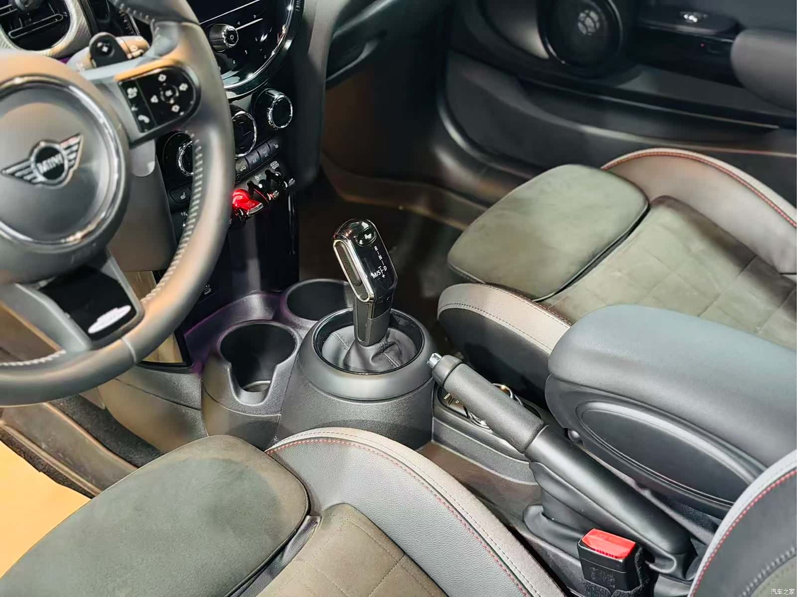 Mini Cooper, 2023 11