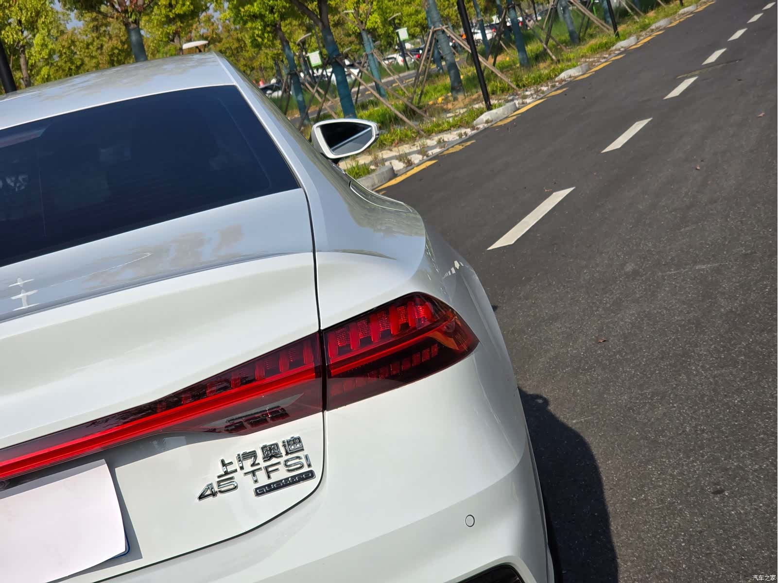 Audi A7L, 2024 22