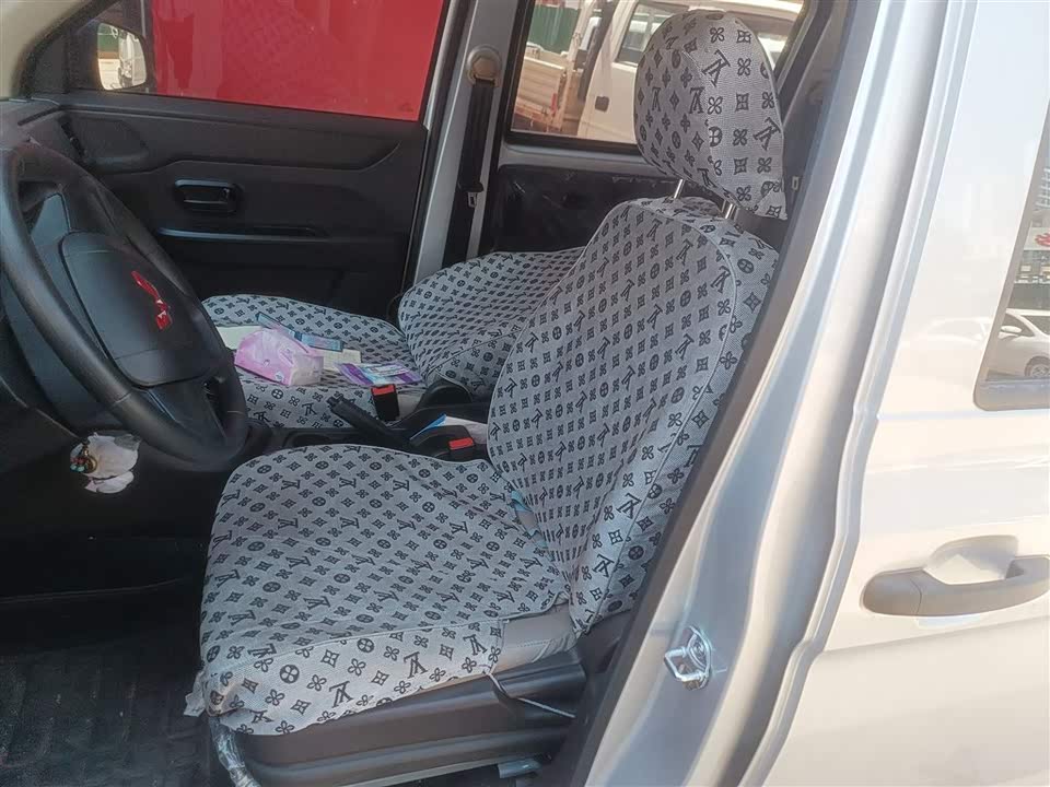 Wuling Wuling Hongguang V