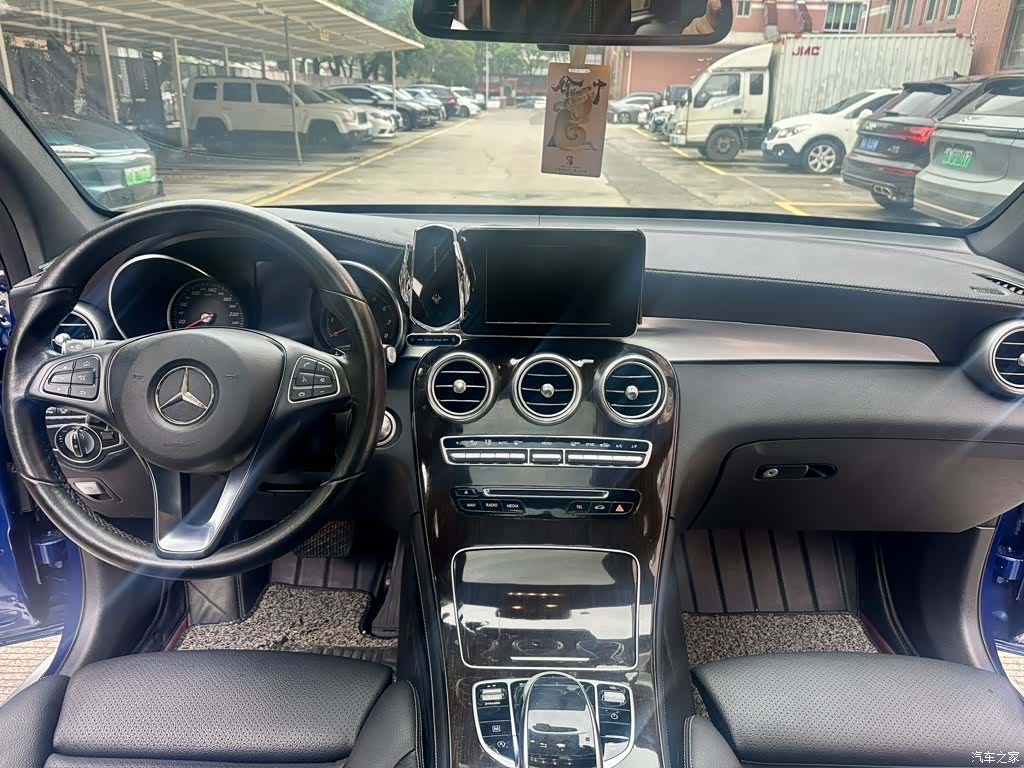 Mercedes-Benz GLC, 2019 8