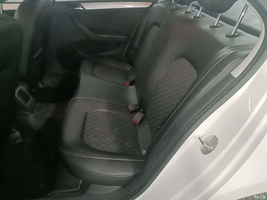 Skoda Rapid, 2020 17