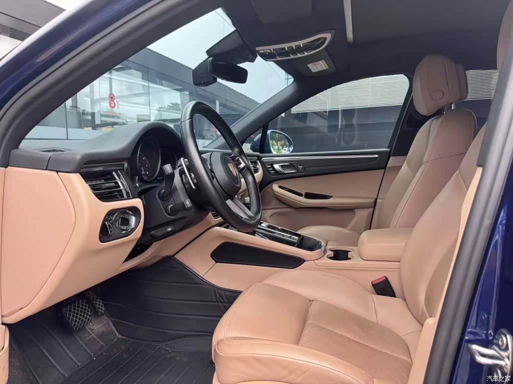 Porsche Macan, 2022 12