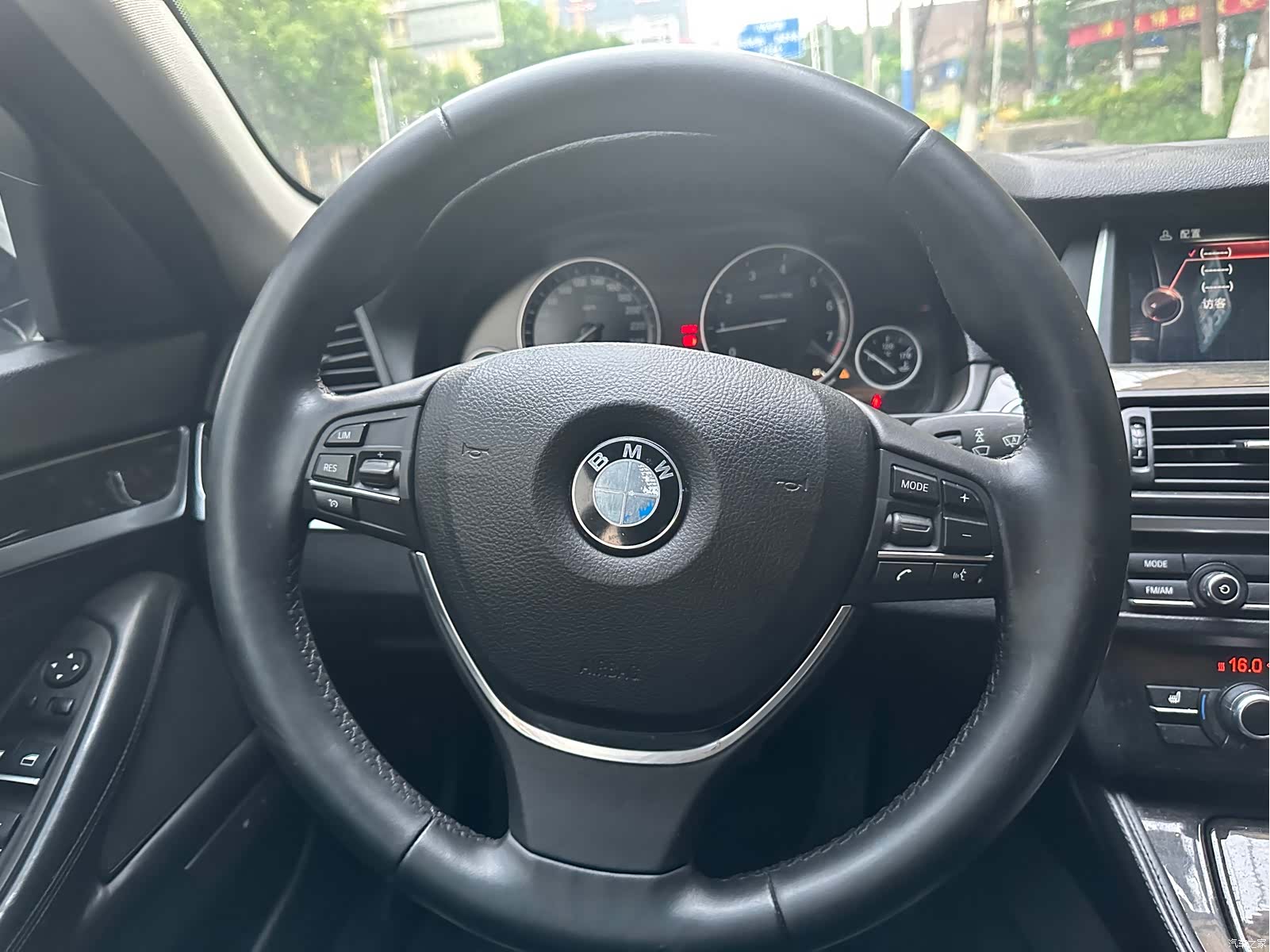 BMW 5 Series, 2016 25