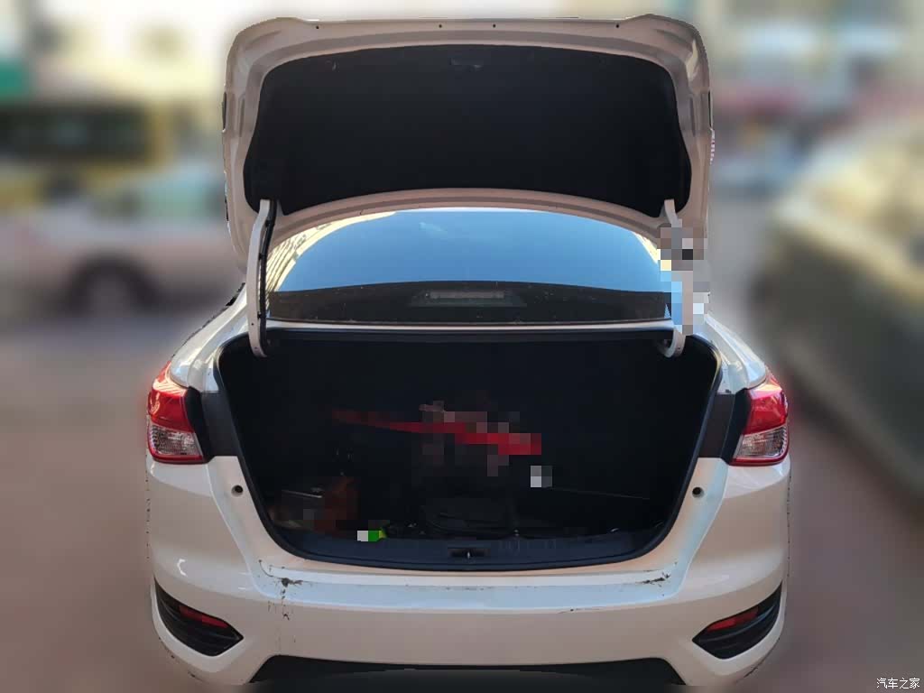 Nissan V, 2019 20