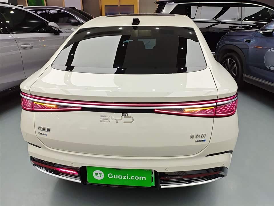 BYD Seal 07 DM-i
